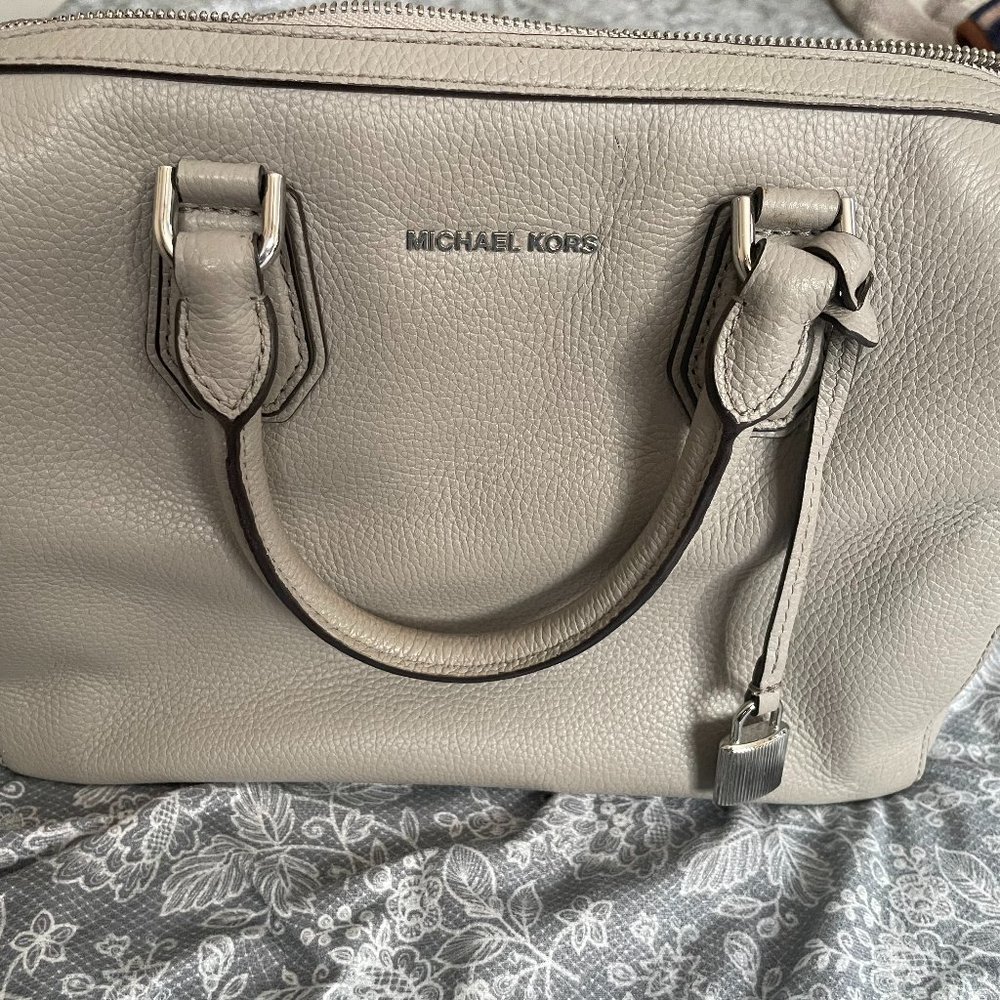 MK PURSE